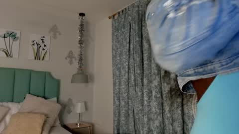 kentha_mitchells online show from 01/18/25, 10:49