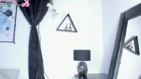 Snapshot of kentha_mitchellss chatting on 05/08/26, 10:42 KENTHA online show from 05/08/26, 10:42