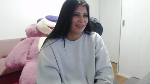 Kenya Kone online show from 09/23/25, 01:41