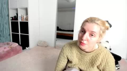 Kenzie online show from 02/01/26, 02:37