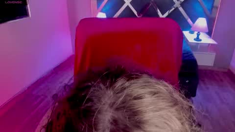 Kenzie online show from 03/08/25, 10:24