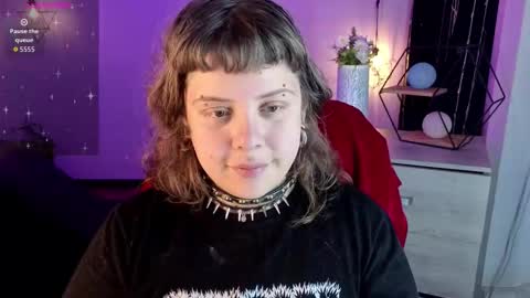 Kenzie online show from 10/30/25, 04:36