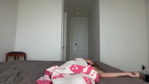 kenziesmithh online show from 09/11/25, 04:29