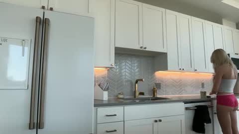 kenziesmithh online show from 03/02/26, 09:43