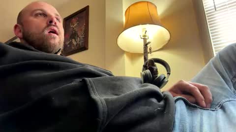 Snapshot of kepkon00 chatting on 03/31/26, 04:29 kepkon00 online show from 03/31/26, 04:29