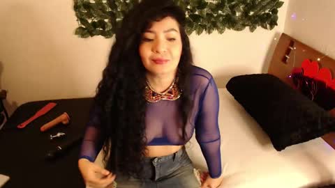 Snapshot of kerani__ chatting on 03/31/26, 12:05 DANIELA online show from 03/31/26, 12:05