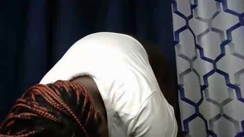 kering_lovly online show from 10/24/25, 08:16