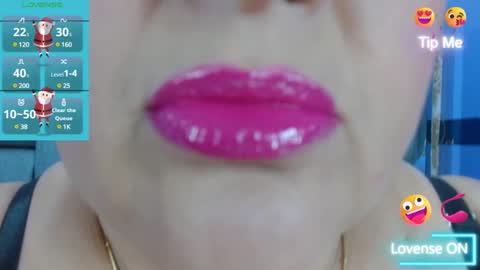Snapshot of kerly_doll chatting on 12/16/24, 06:05 K E R L Y online show from 12/16/24, 06:05