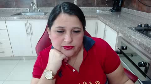 Snapshot of kerly_doll chatting on 01/15/25, 12:25 K E R L Y online show from 01/15/25, 12:25
