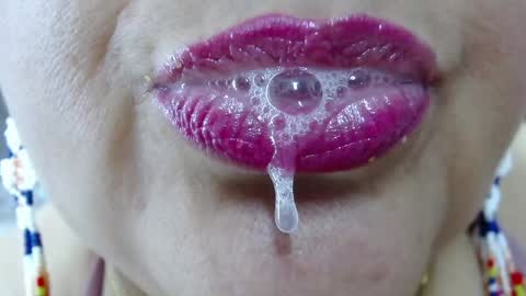 Snapshot of kerly_doll chatting on 01/18/25, 03:16 K E R L Y online show from 01/18/25, 03:16