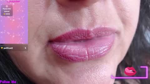 Snapshot of kerly_doll chatting on 09/10/25, 04:51 K E R L Y online show from 09/10/25, 04:51