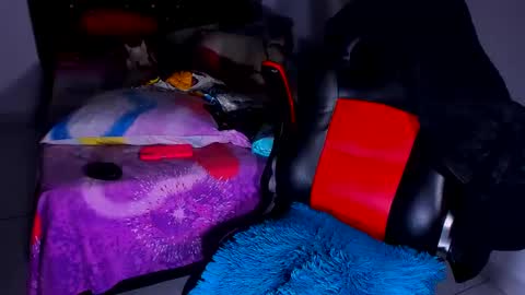 Kerlysmith24 online show from 01/28/25, 06:39