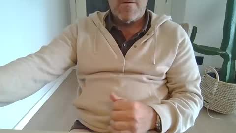 Anton online show from 05/07/26, 10:31