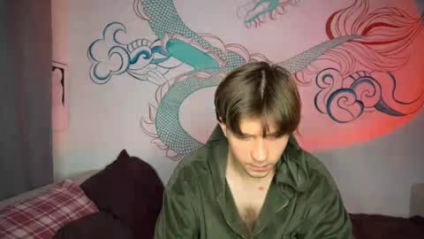 Snapshot of kero180 chatting on 02/19/25, 05:16 Kero online show from 02/19/25, 05:16