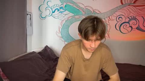 Snapshot of kero180 chatting on 02/24/25, 08:06 Kero online show from 02/24/25, 08:06