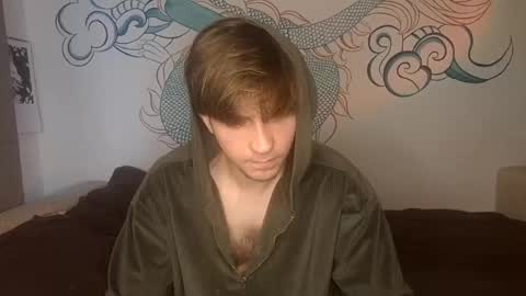Snapshot of kero180 chatting on 03/04/25, 02:32 Kero online show from 03/04/25, 02:32