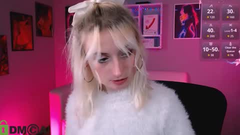 Snapshot of kerry_derry chatting on 10/09/25, 07:56 kara online show from 10/09/25, 07:56