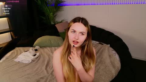 kerry_mell online show from 04/19/26, 06:10