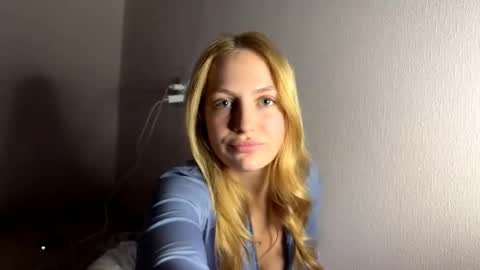 Elizabeth online show from 10/24/25, 11:06