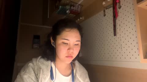Jenny  online show from 05/04/26, 10:17