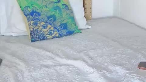 Snapshot of keryhillson chatting on 10/28/25, 12:09 Kery Hillson online show from 10/28/25, 12:09