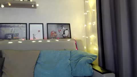 kessiecage online show from 12/22/24, 08:03