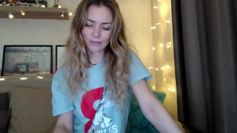 kessiecage online show from 12/23/24, 02:13