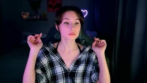 Keti 3 online show from 11/24/25, 05:12