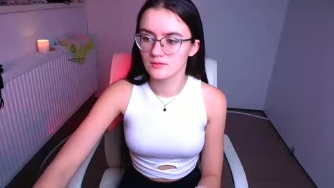 Snapshot of ketrin_pirsss chatting on 12/05/24, 01:47 Ketrin online show from 12/05/24, 01:47