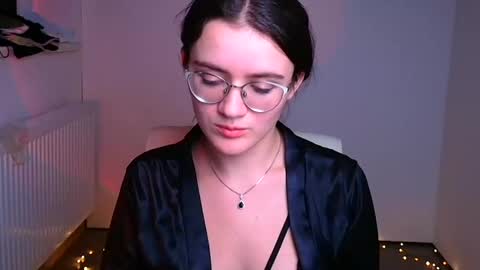 Snapshot of ketrin_pirsss chatting on 12/22/24, 01:01 Ketrin online show from 12/22/24, 01:01