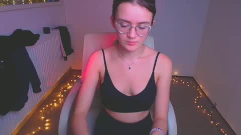 Snapshot of ketrin_pirsss chatting on 12/28/24, 11:26 Ketrin online show from 12/28/24, 11:26