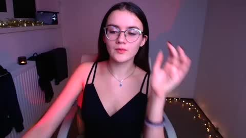 Snapshot of ketrin_pirsss chatting on 12/29/24, 11:18 Ketrin online show from 12/29/24, 11:18