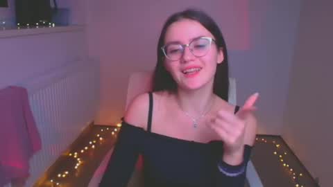 Snapshot of ketrin_pirsss chatting on 01/05/25, 11:22 Ketrin online show from 01/05/25, 11:22