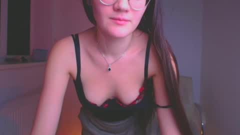 Snapshot of ketrin_pirsss chatting on 01/10/25, 03:29 Ketrin online show from 01/10/25, 03:29