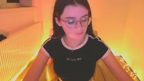 Snapshot of ketrin_pirsss chatting on 01/14/25, 04:25 Ketrin online show from 01/14/25, 04:25