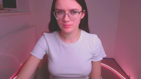 Snapshot of ketrin_pirsss chatting on 02/05/25, 09:46 Ketrin online show from 02/05/25, 09:46