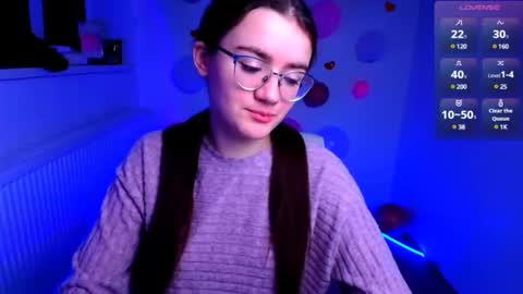 Snapshot of ketrin_pirsss chatting on 03/06/25, 07:03 Ketrin online show from 03/06/25, 07:03