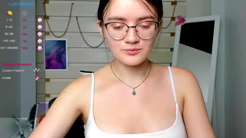 Snapshot of ketrin_pirsss chatting on 09/11/25, 06:46 Ketrin online show from 09/11/25, 06:46