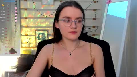 Snapshot of ketrin_pirsss chatting on 10/14/25, 01:50 Ketrin online show from 10/14/25, 01:50