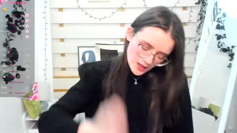 Ketrin online show from 12/20/25, 08:49