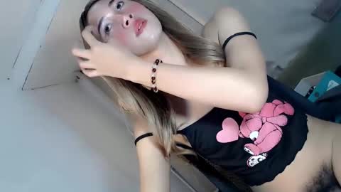 kettlyn18 online show from 10/26/25, 06:41