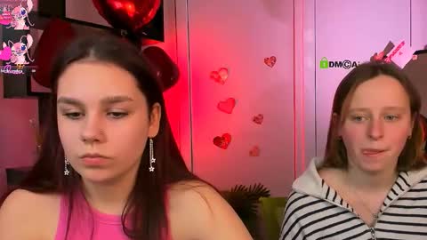 keuli_li online show from 02/12/26, 06:41