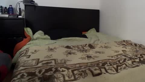 kevi4 online show from 02/26/25, 04:58