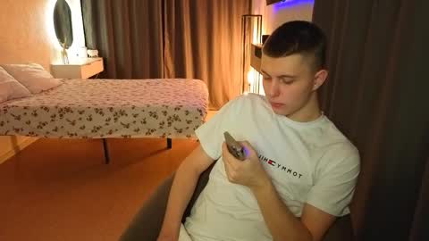 Snapshot of keviinx444 chatting on 02/20/26, 05:24 Keva online show from 02/20/26, 05:24