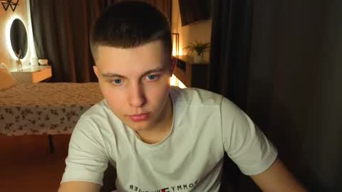 Snapshot of keviinx444 chatting on 02/22/26, 07:12 Keva online show from 02/22/26, 07:12