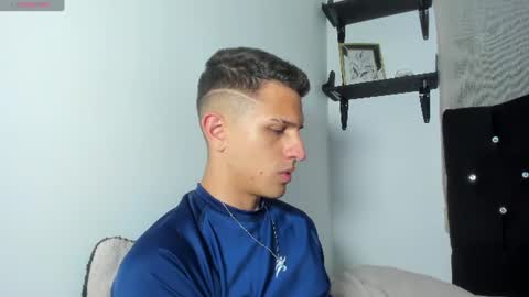 Snapshot of kevin_ahs1 chatting on 06/20/26, 11:51 Kevin Ahs online show from 06/20/26, 11:51
