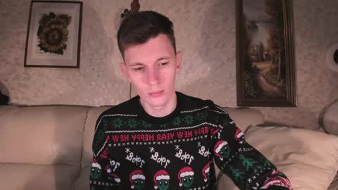 Snapshot of kevin_hornyyy chatting on 01/05/25, 07:38 kevin online show from 01/05/25, 07:38