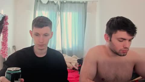 Snapshot of kevin_hornyyy chatting on 02/16/25, 12:21 kevin online show from 02/16/25, 12:21