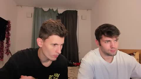 Snapshot of kevin_hornyyy chatting on 09/13/25, 04:40 kevin online show from 09/13/25, 04:40