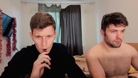 Snapshot of kevin_hornyyy chatting on 09/19/25, 11:11 kevin online show from 09/19/25, 11:11